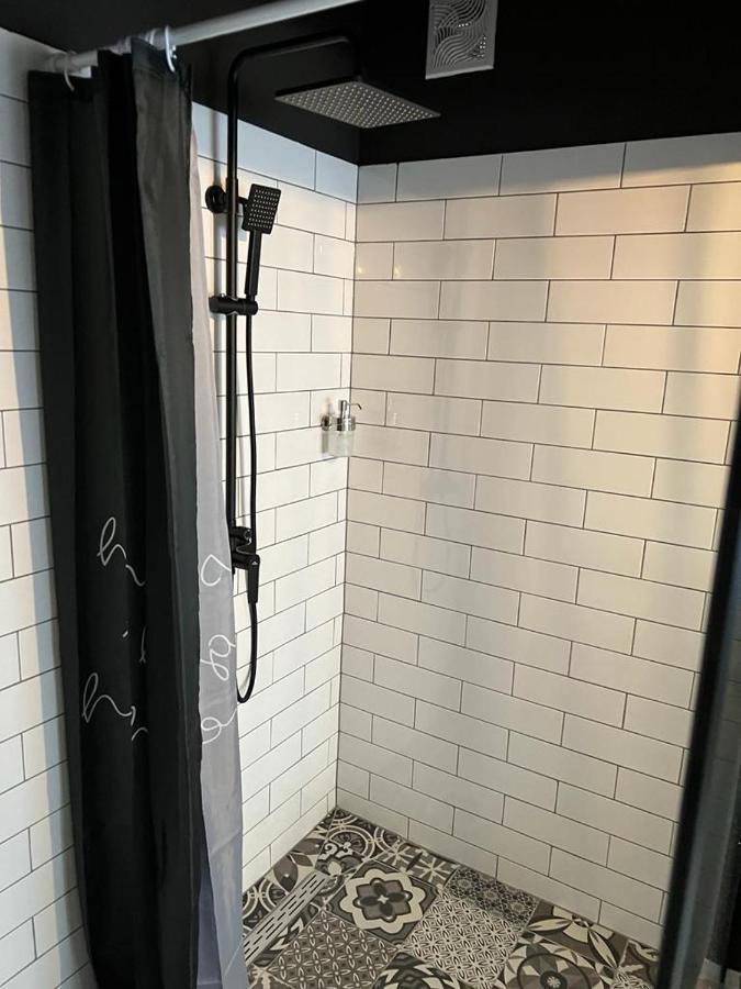 4 Stars Rooms Near Airport Scitarjevo Exteriör bild