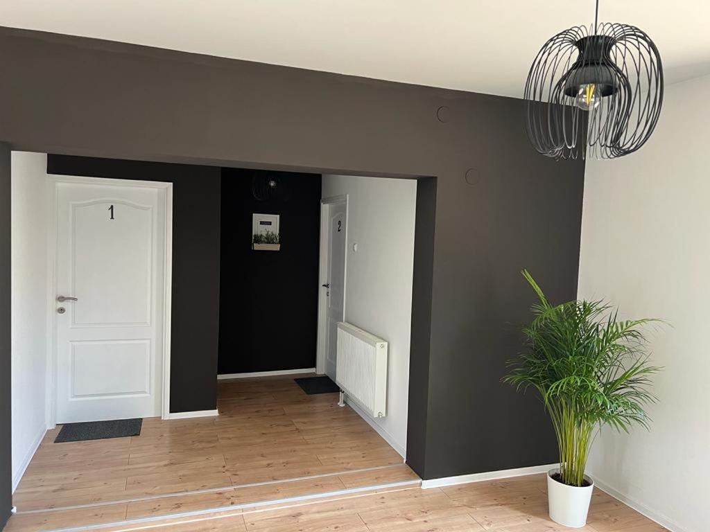 4 Stars Rooms Near Airport Scitarjevo Exteriör bild
